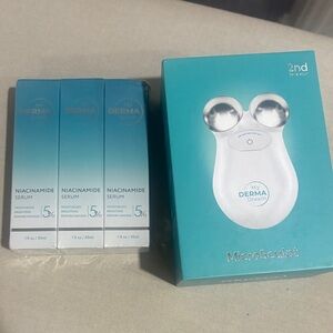 MicroSculpt Skincare Tool - White